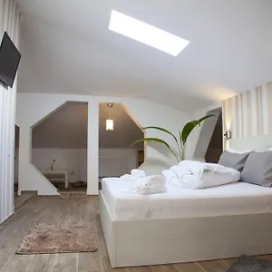 Otel Nova, Bükreş